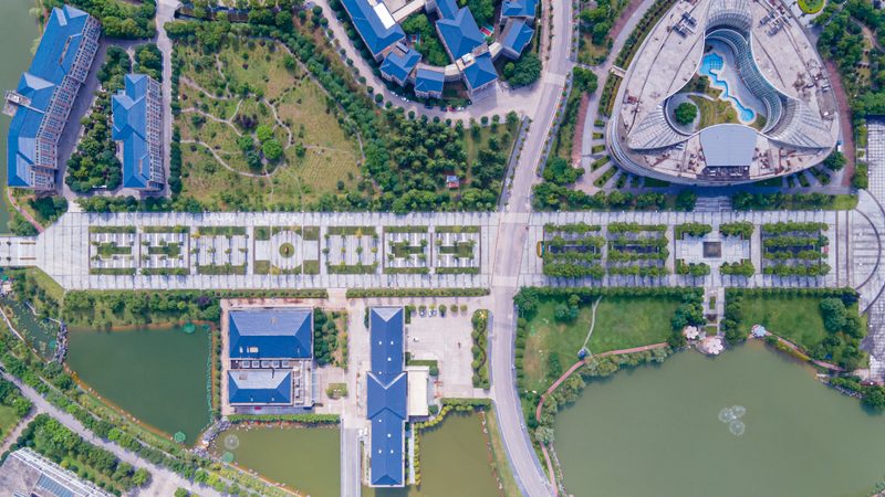 单片机与电子模块：本质区别与应用场景
