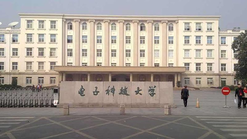 电子元器件采购平台收费标准解析：揭秘行业“潜规则