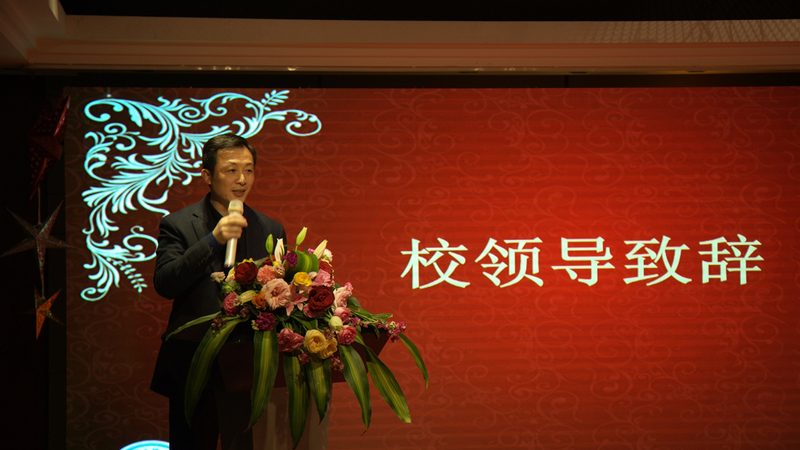 如何准确判断发光二极管正负极？**